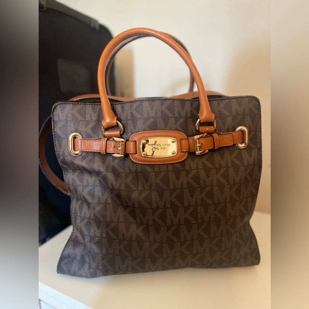 Michael Kors bag